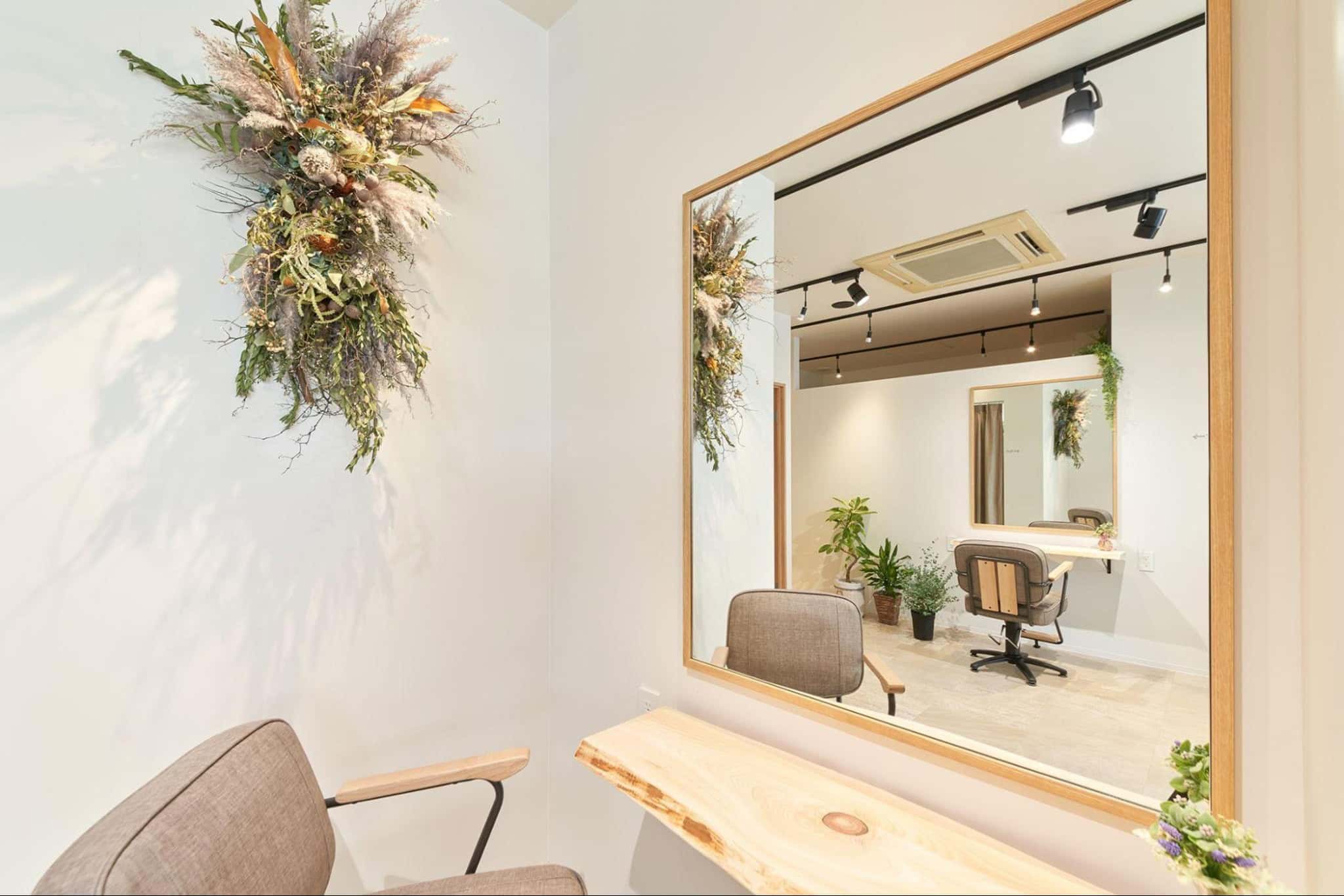 美容室　鏡　引き取り限定　岐阜 NEWスタッフ不動由香里限定クーポン登場｜岐阜県羽島市の美容室 SIRENA